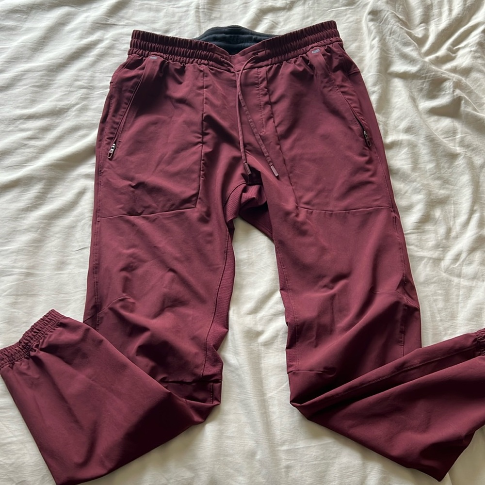 Lululemon License to Train Joggers Maroon